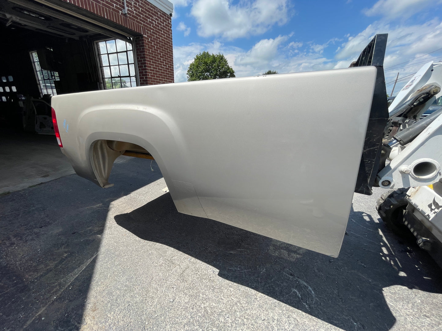 2007-2014 GMC sierra 8’ bed #12556