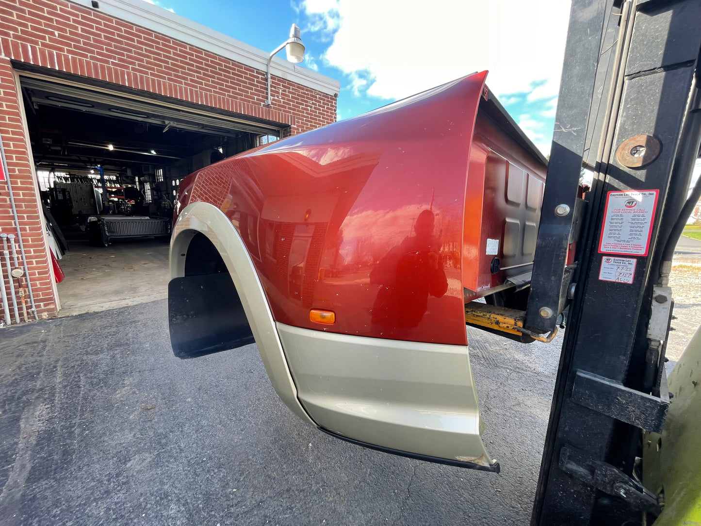 Ram 3500 Mega Cab DRW 6’4” Bed