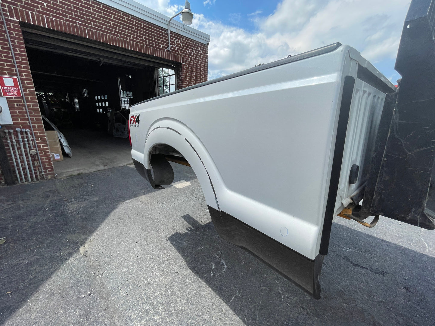 2011-2016 Superduty 6’9” Bed Color code UG/H5 #12560