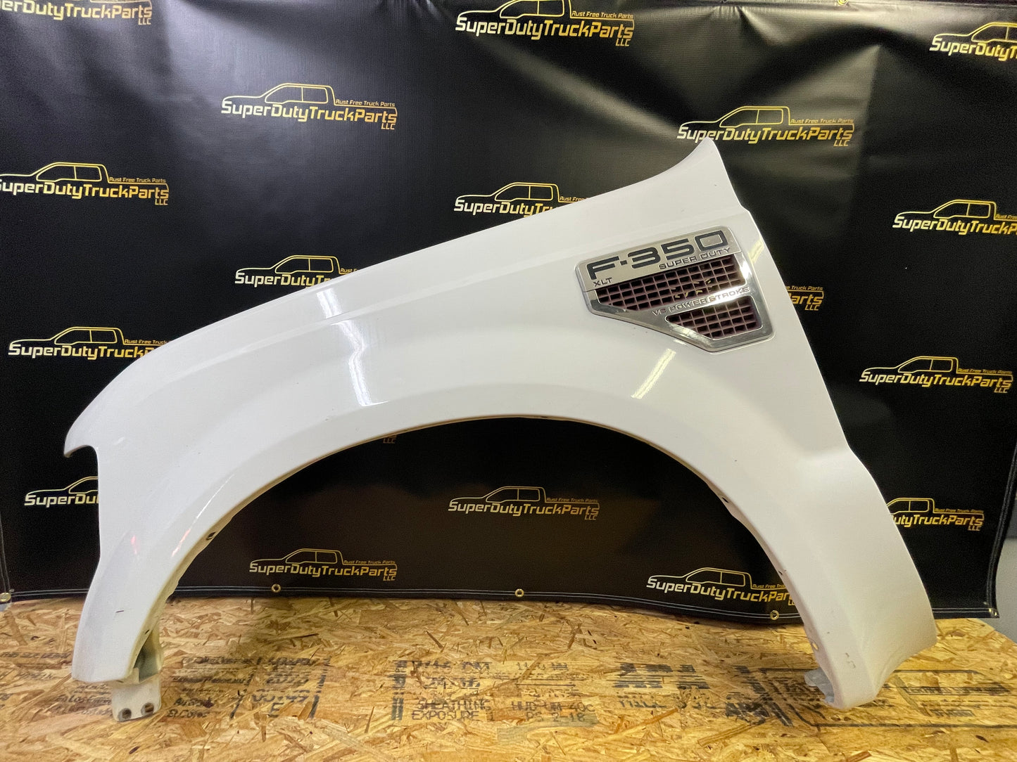 2008-2010 Superduty LH Front Fender Oxford White