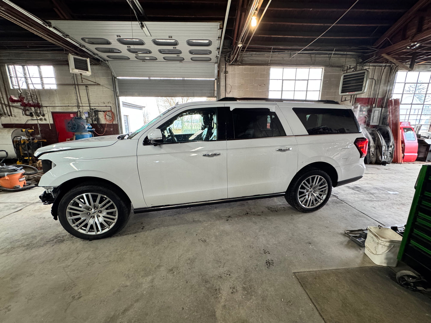 2023 Ford Expedition Limitied MAX 16k Miles Clean Title