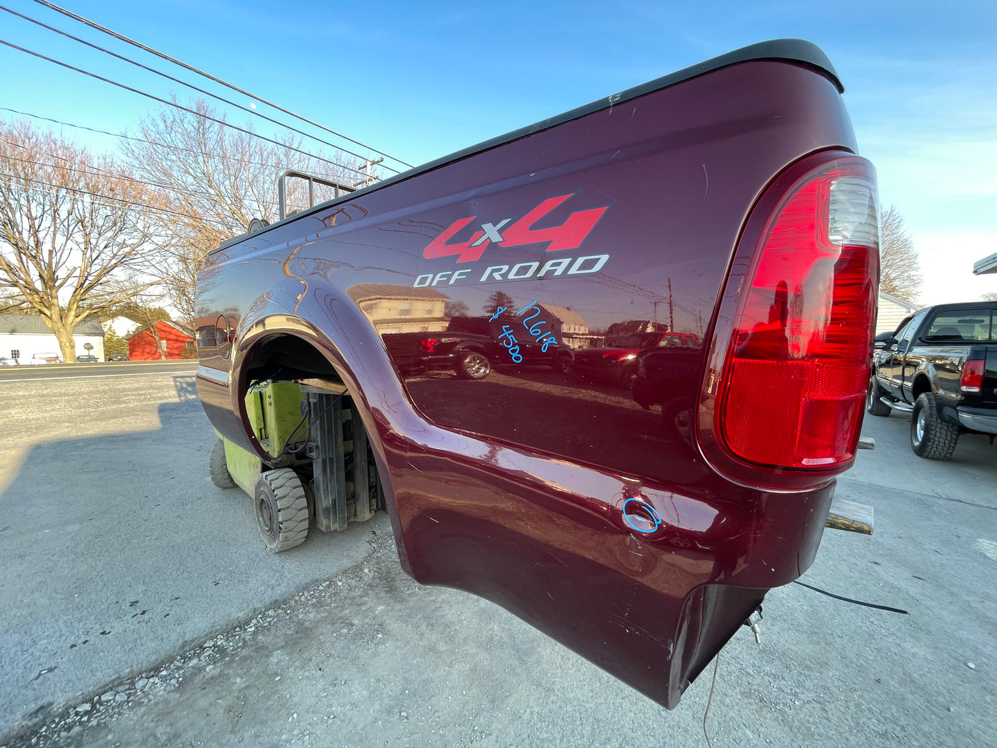 1999-2010 Superduty short bed color code JM #12618