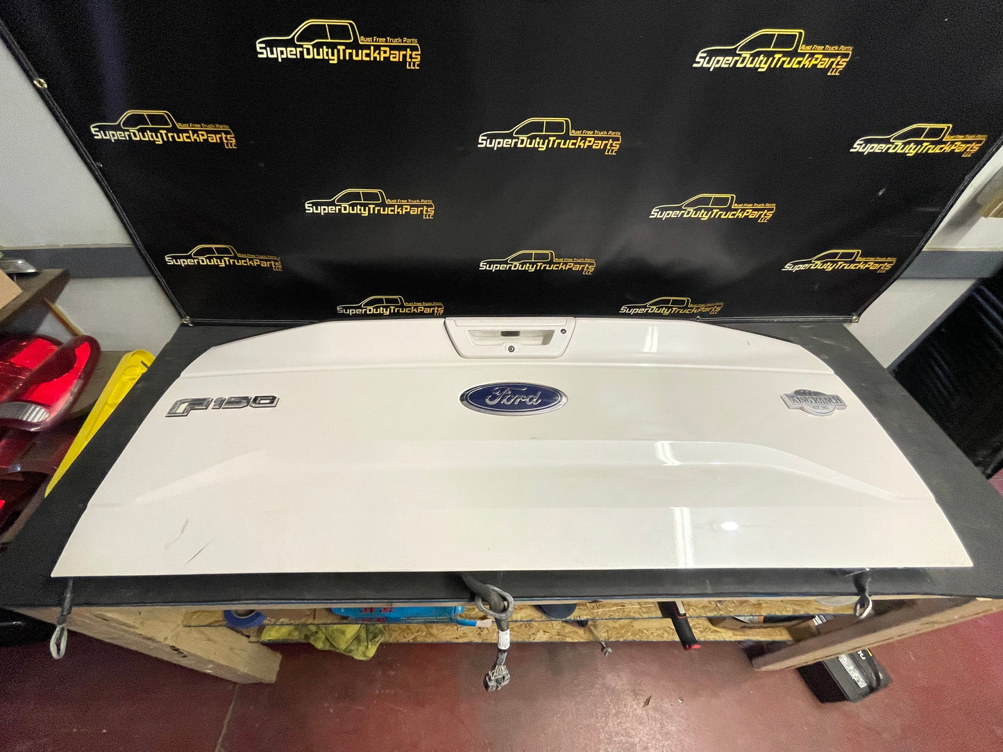 2015-2020 F150 King Ranch Tailgate Pearl White #12620