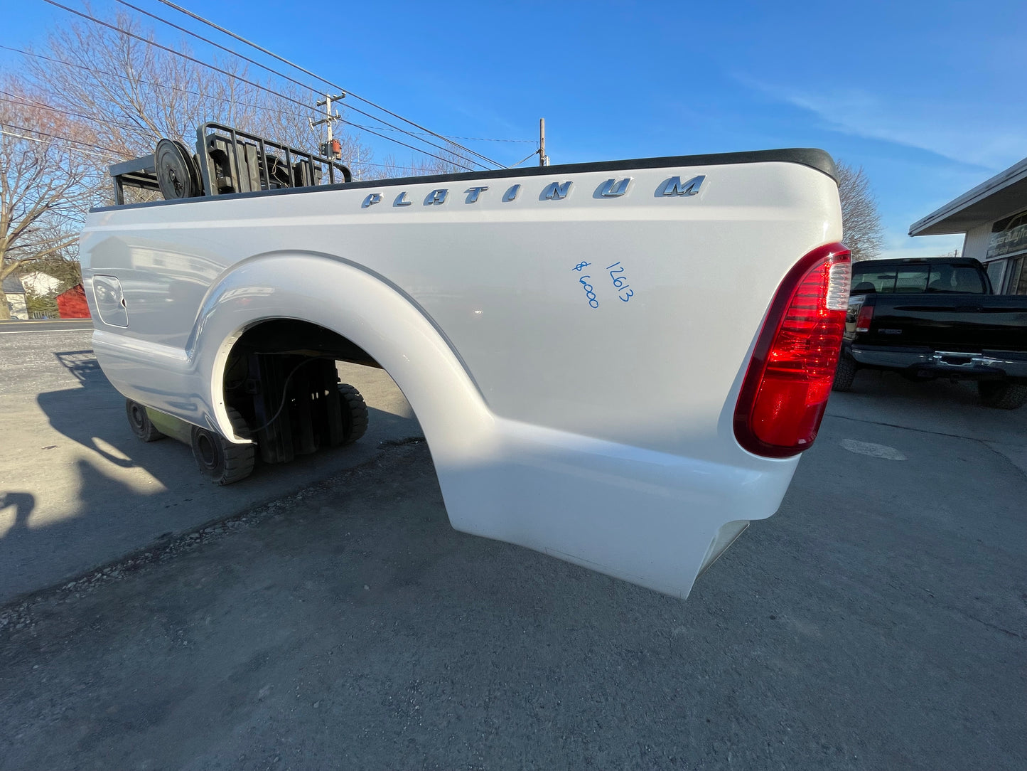 2011-2016 Superduty 8’ bed pearl white UG #12613
