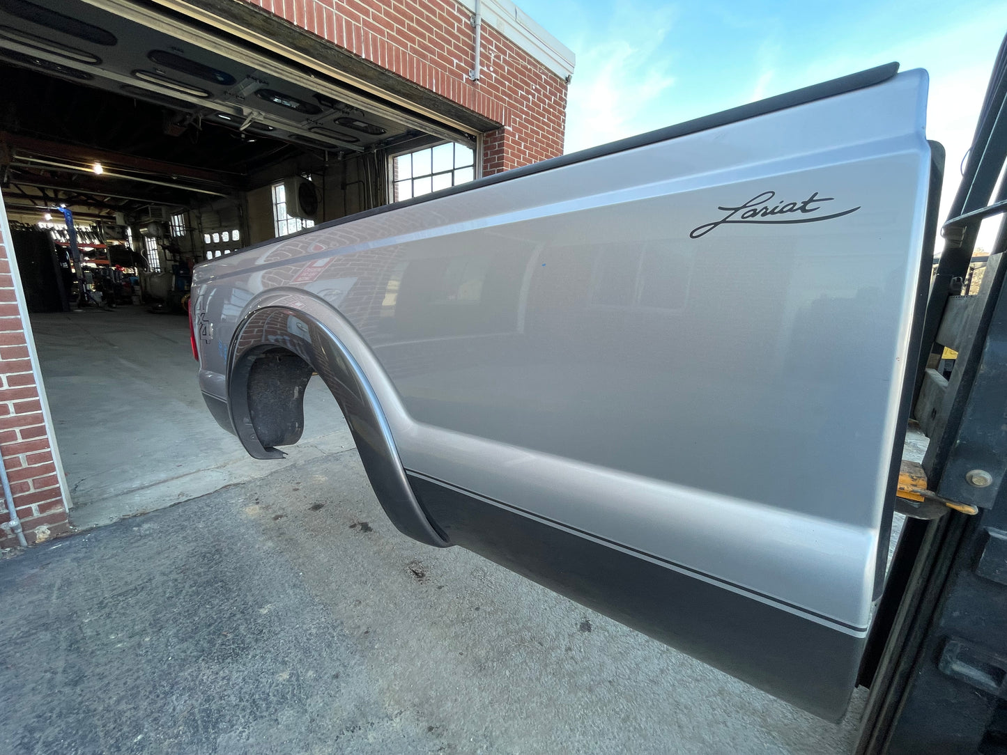 2011-2016 Superduty 8’ color UX/J7 #12321