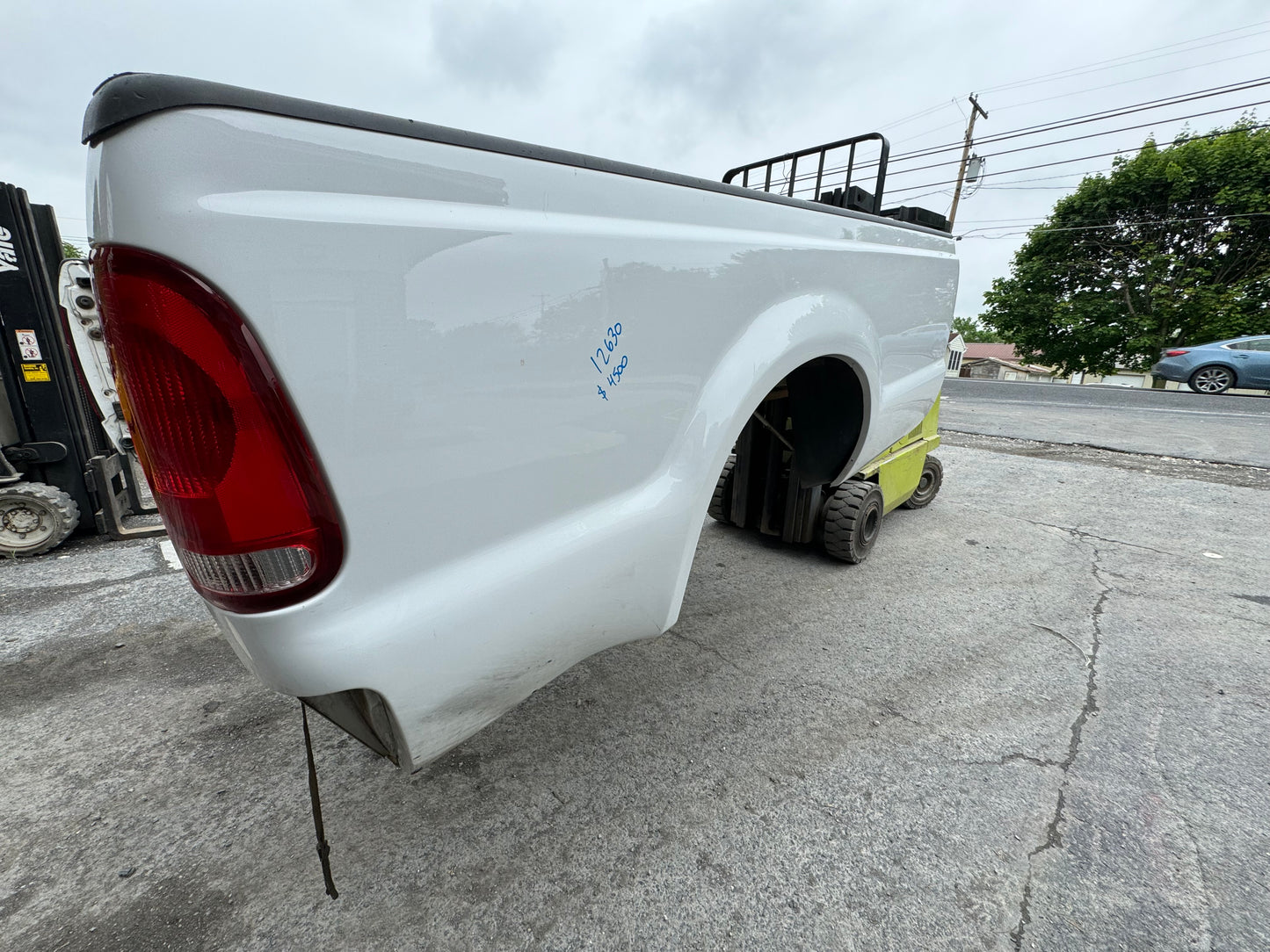 1999-2010 Superduty 8’ bed Oxford white #12630