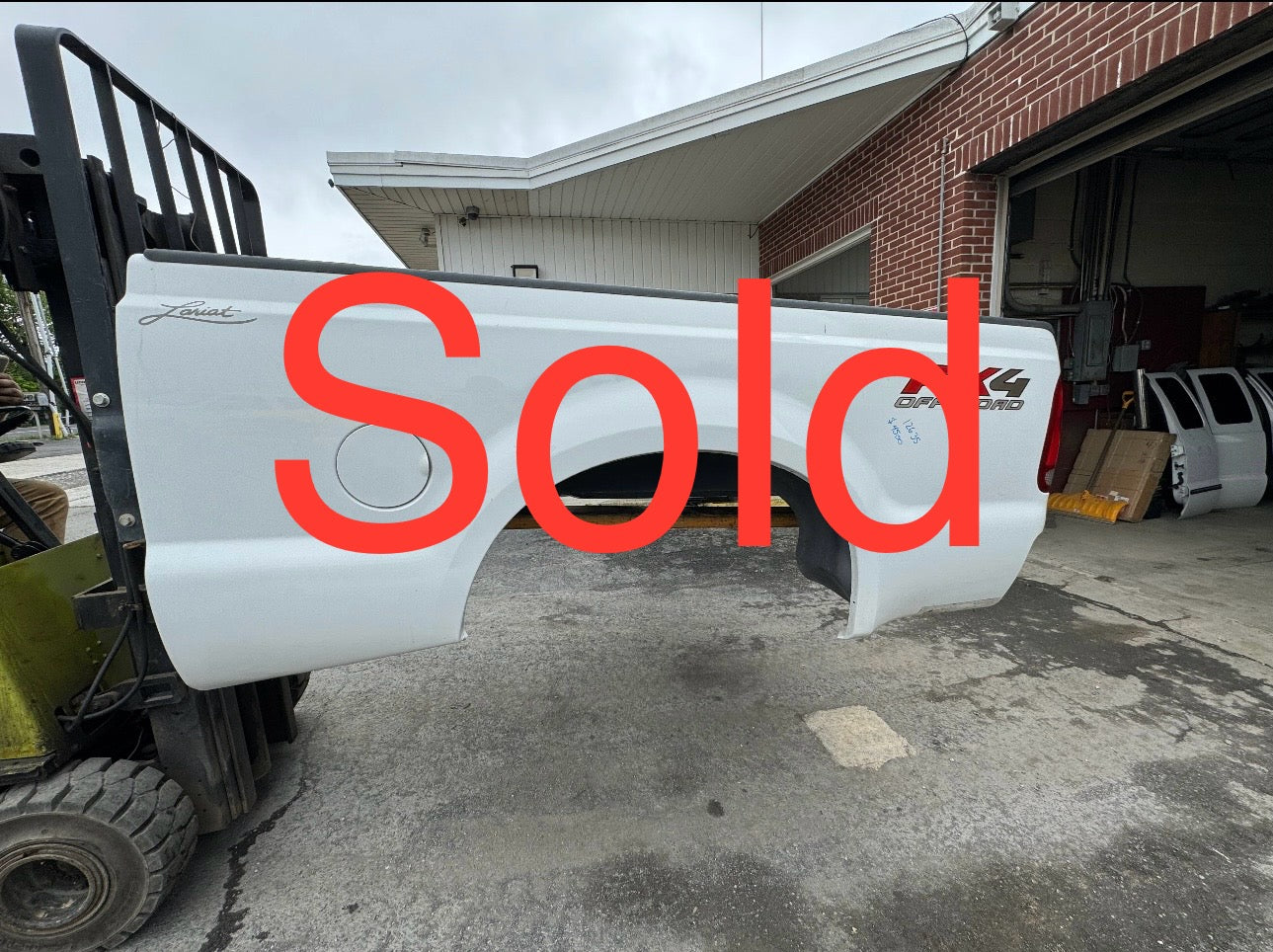 1999-2010 Superduty 6’9” Oxford white #12635