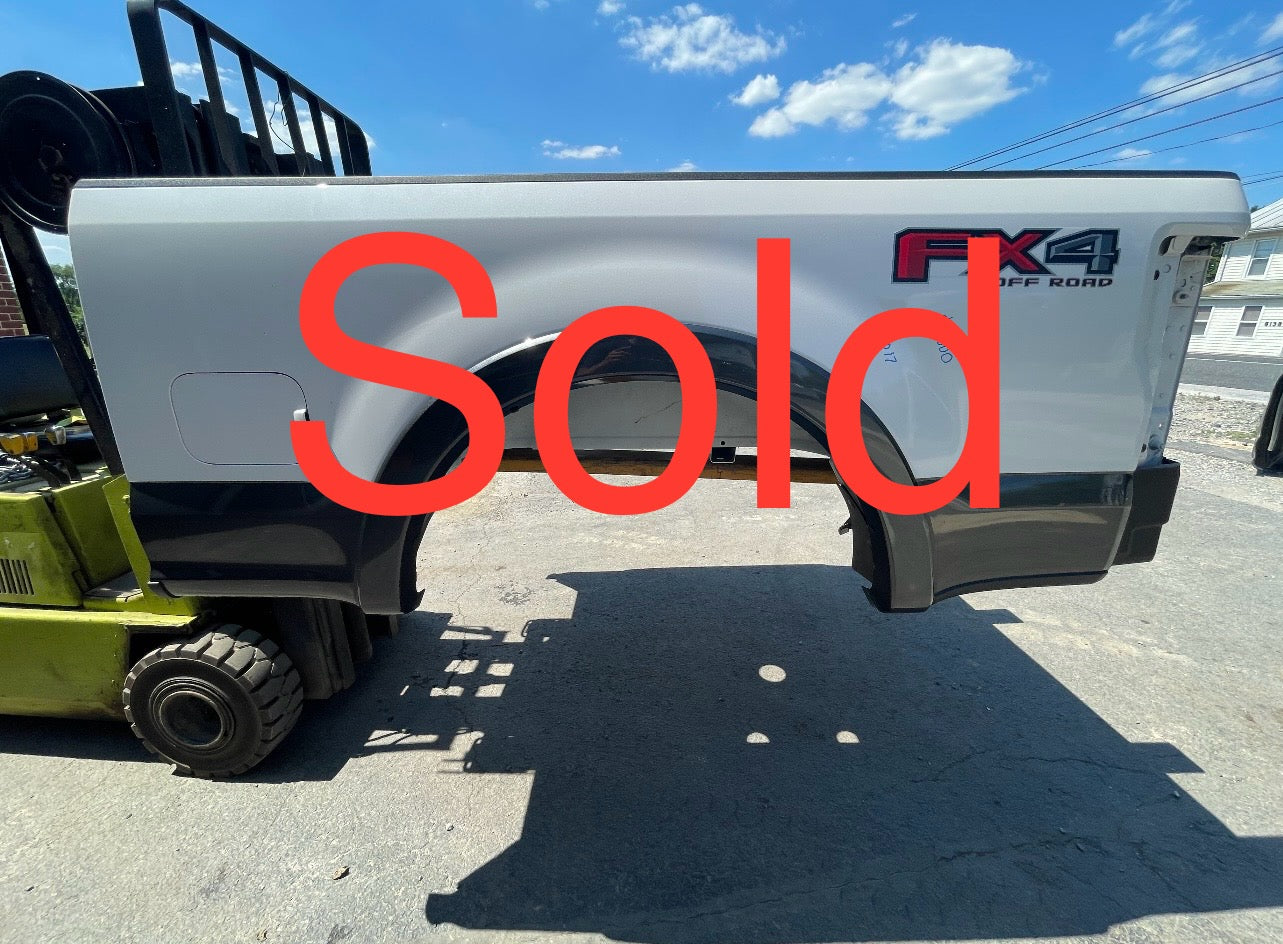 2017-2022 Superduty 6’9” pearl white/ caribou #102017