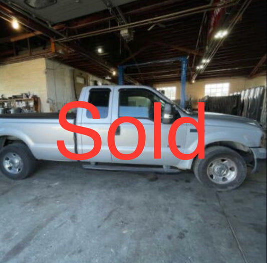 2005 2006 2007 Ford F250 350 Super Cab BARE CAB
