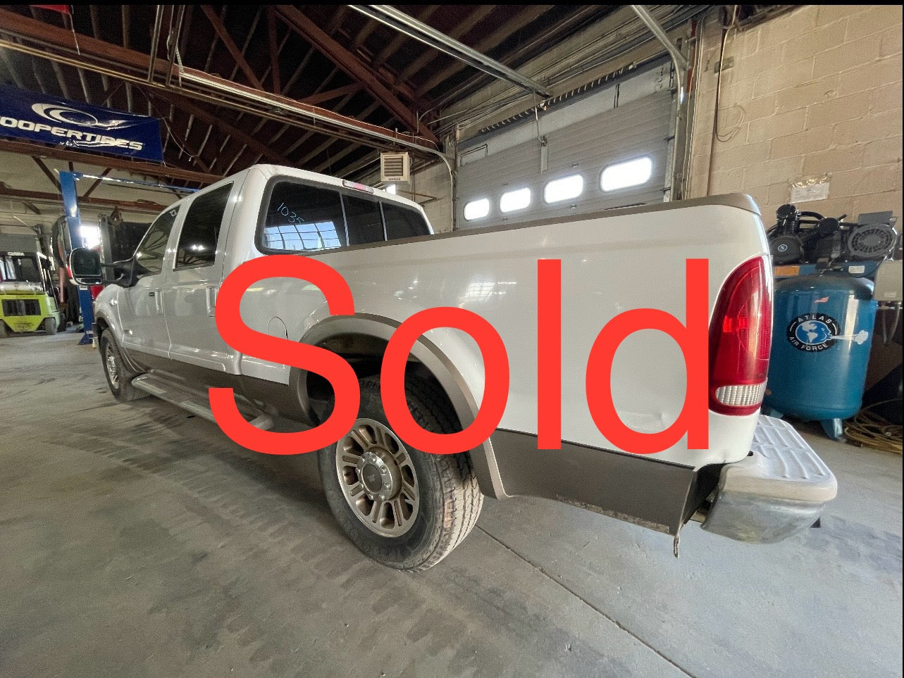 99-10 Superduty 6’9” Bed colors z1/AQ