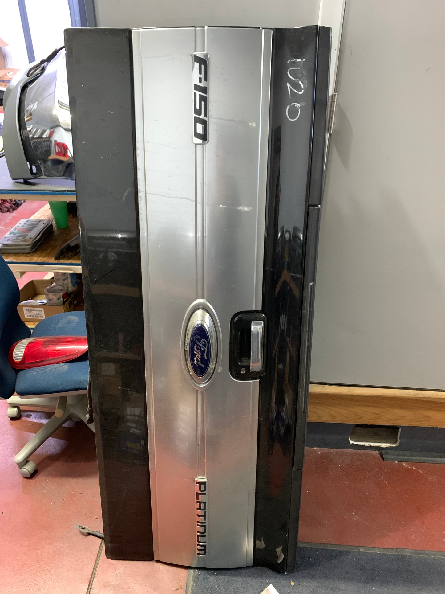 2009-2014 Ford f150 Platinum tailgate