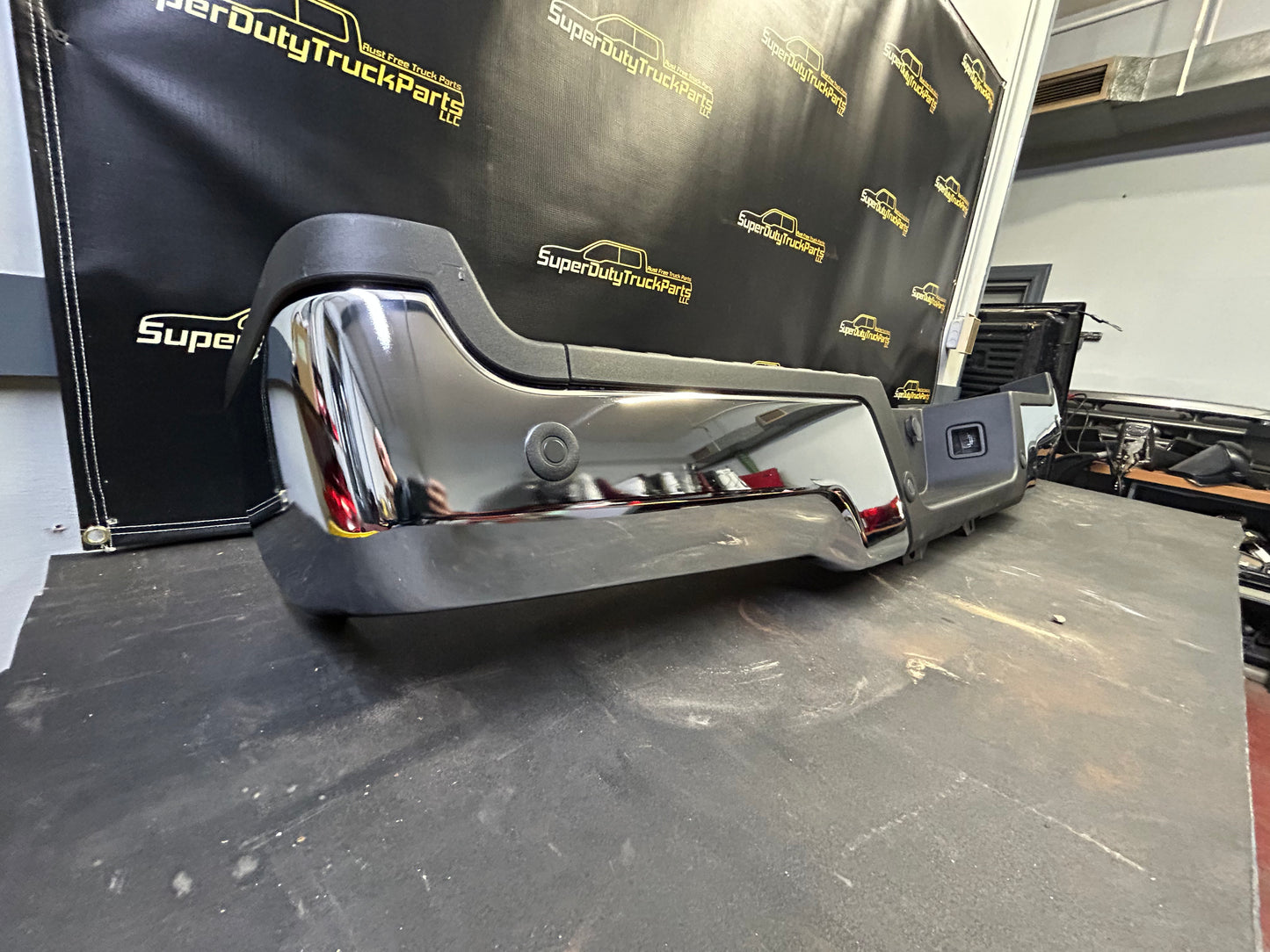 2017 2018 2019 2020 2021 2022 Superduty Rear Bumper With Park Assist