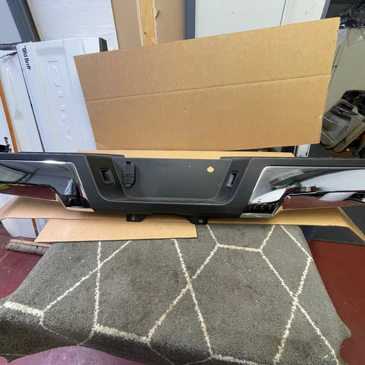 2017 2018 2019 2020 2021 2022 Superduty Rear Bumper Chrome No Sensors