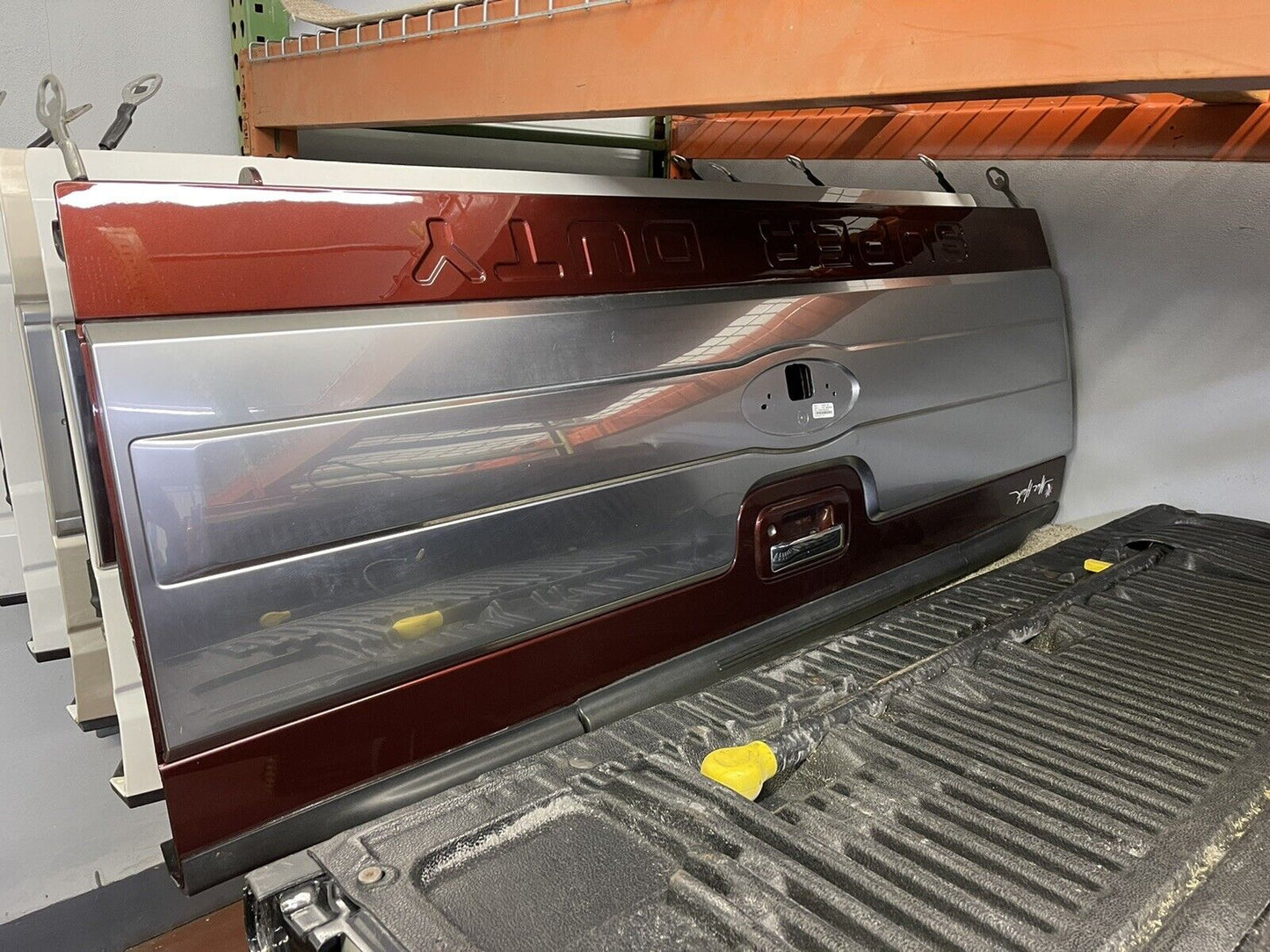 2011, 2012, 2013, 2014, 2015, 2016 OEM COMPLETE SUPER DUTY Platinum Tailgate Liftgate