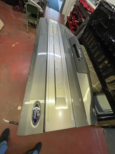 2020 2021 2022 Ford F250 350 450 Platinum Tailgate