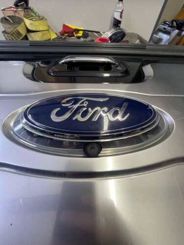 2013 2014 2015 2016 Ford F250 350 450 Platinum Tailgate Tuxedo Black color UH