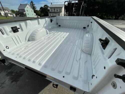 2022 Ford F350 450 DRW 8' Oxford White Z1