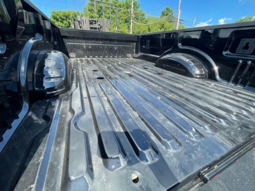 2022 F350 450 DRW 8' Agate Black Stone Gray UM/D1