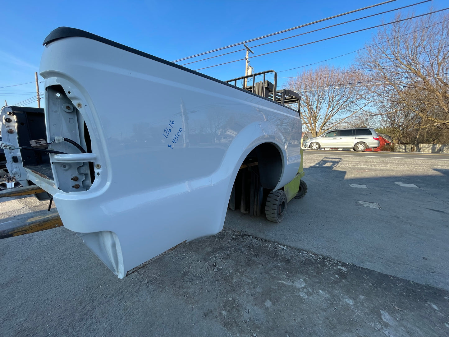 1999-2010 Superduty short bed Oxford white #12616