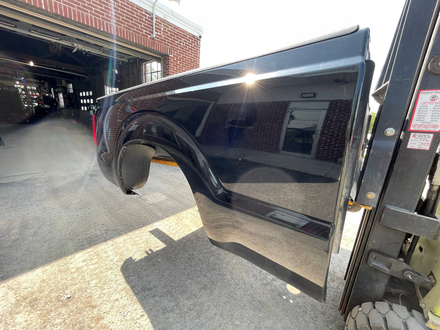 2011-2016 Superduty 6’9” Tuxedo black UH #12514