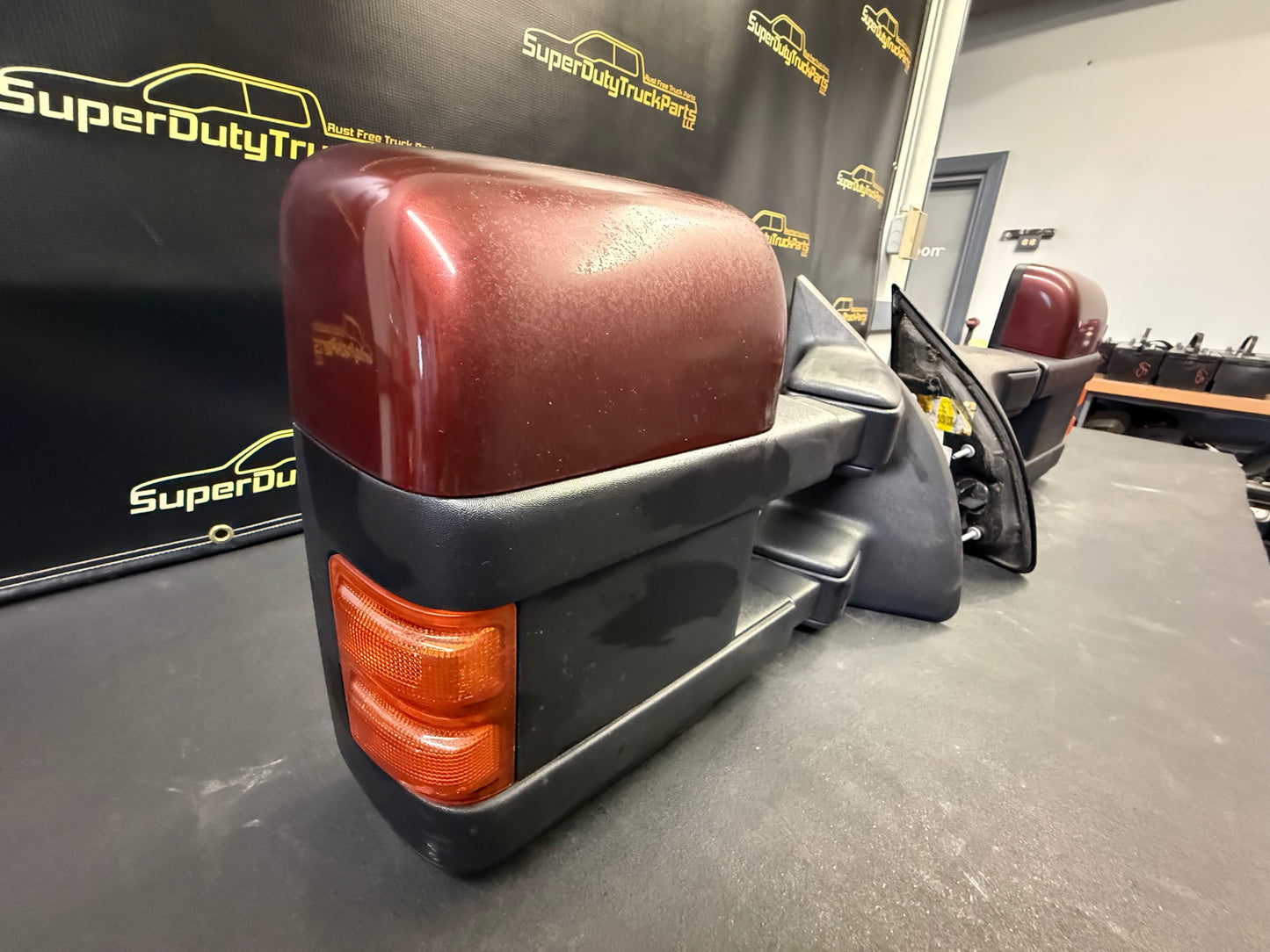 11-16 Ford Superduty Mirrors. Power fold, telescope, with memory