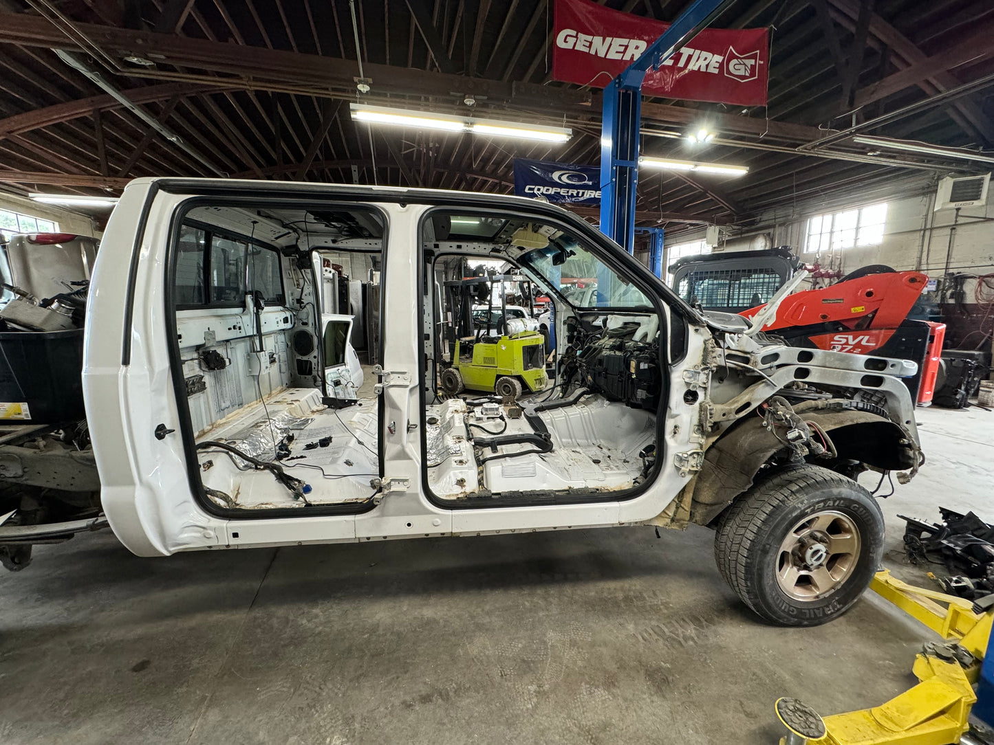2011-2016 Superduty crew cab stripped Pearl White UG #1067