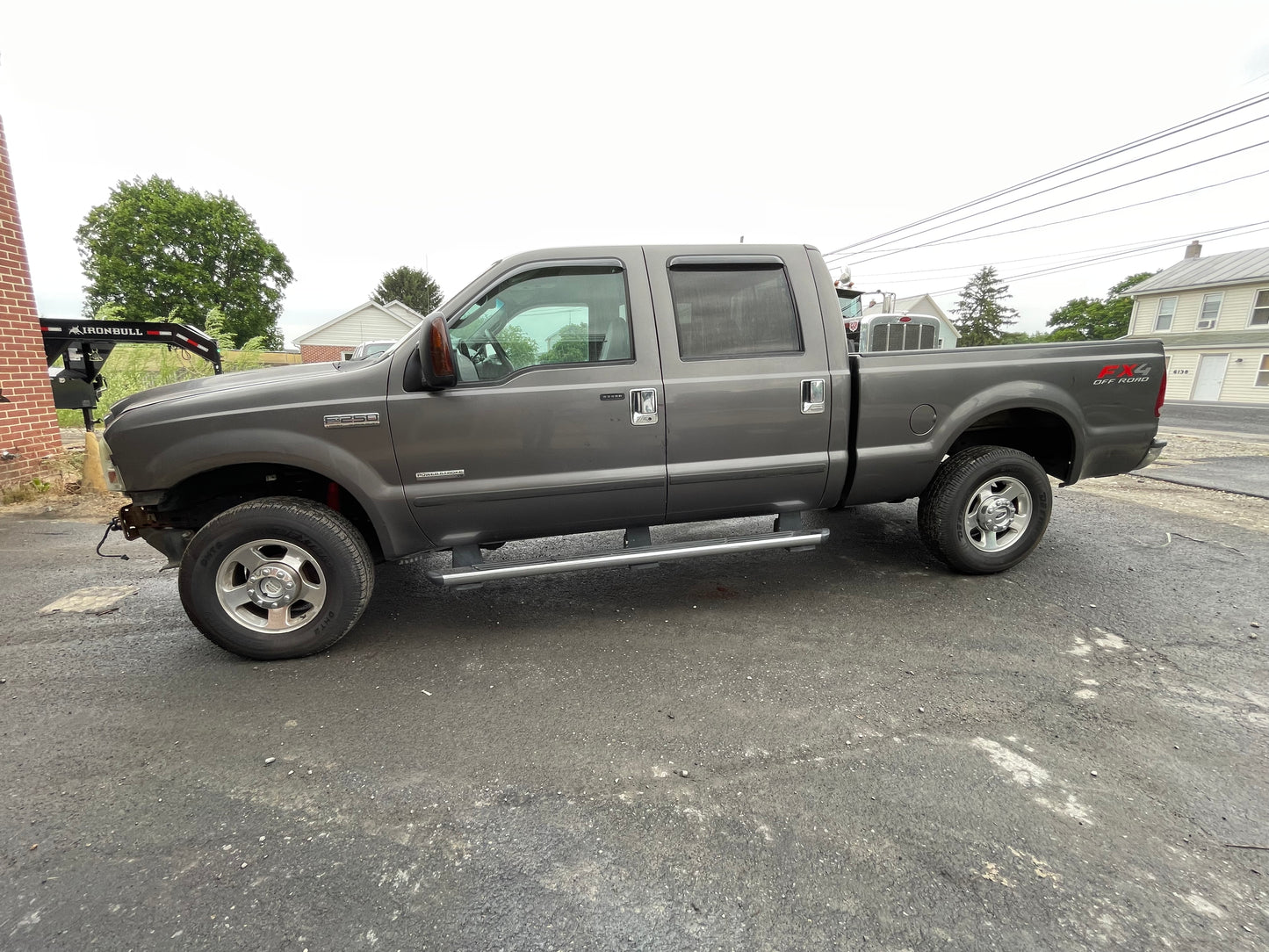 2005-2007 Superduty Crew Cab No Sunroof SOLD STRIPPED- FITS 99-07 SUPERDUTYS