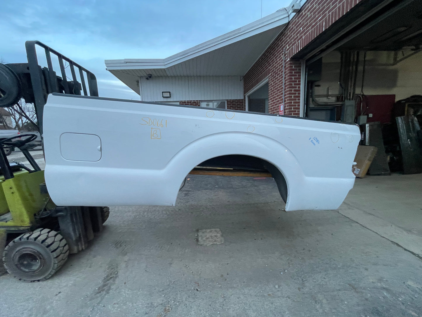 2011-2016 Superduty 8’ Bed #12586