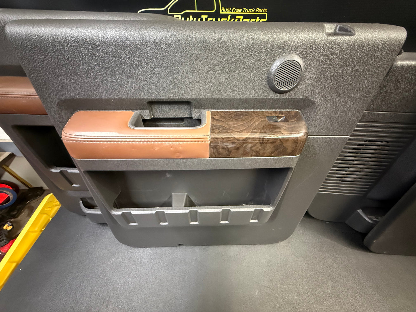 2011-2016 Ford Super Duty Platinum Pecan Door Panels #1090