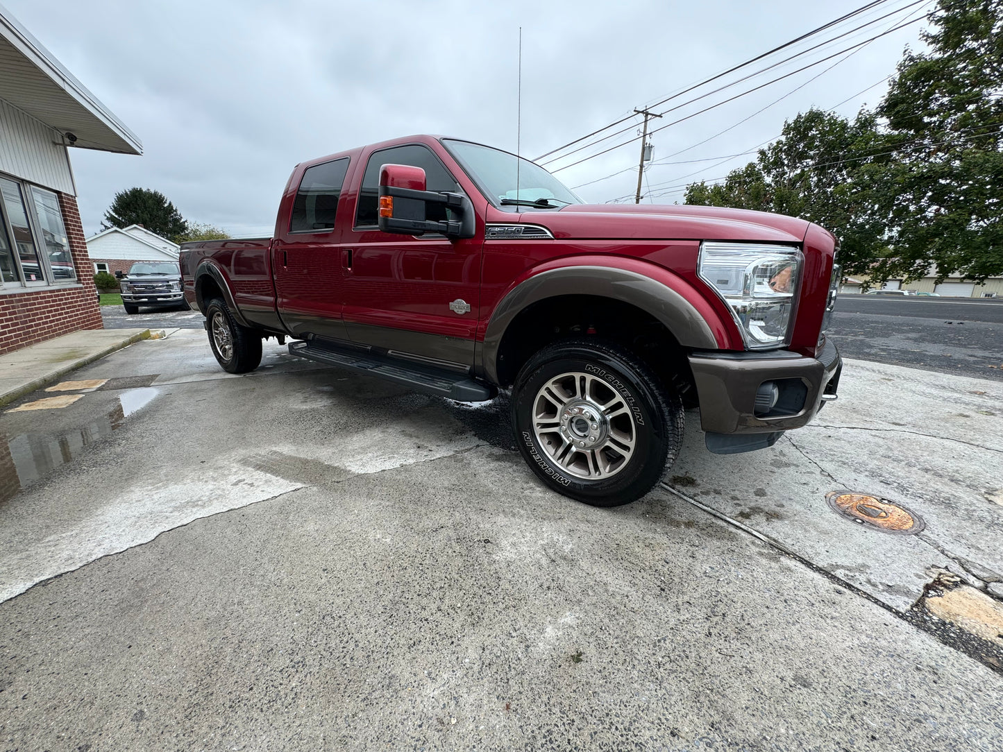 2015 F350 King Ranch 164k miles. Clean title #1075