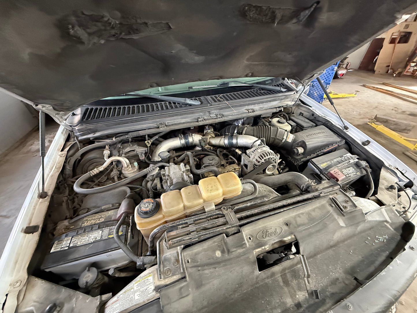 1999 Ford F350 7.3 Part Out #1105