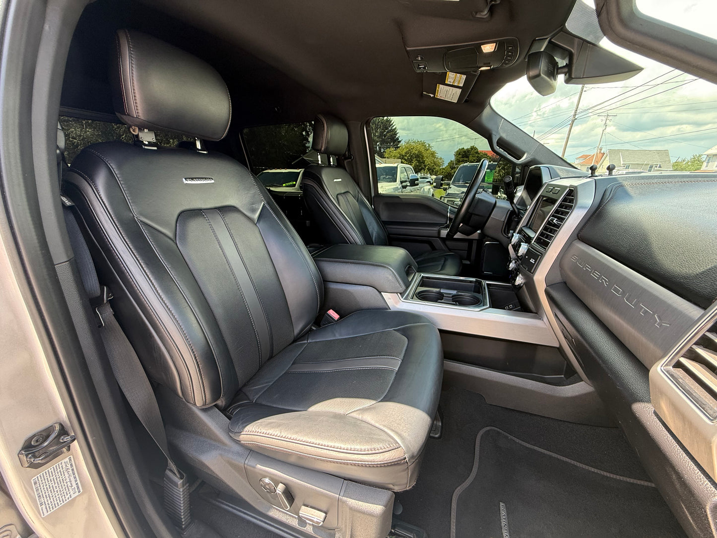 2019 Ford F350 Platinum 121k miles Clean title #1121