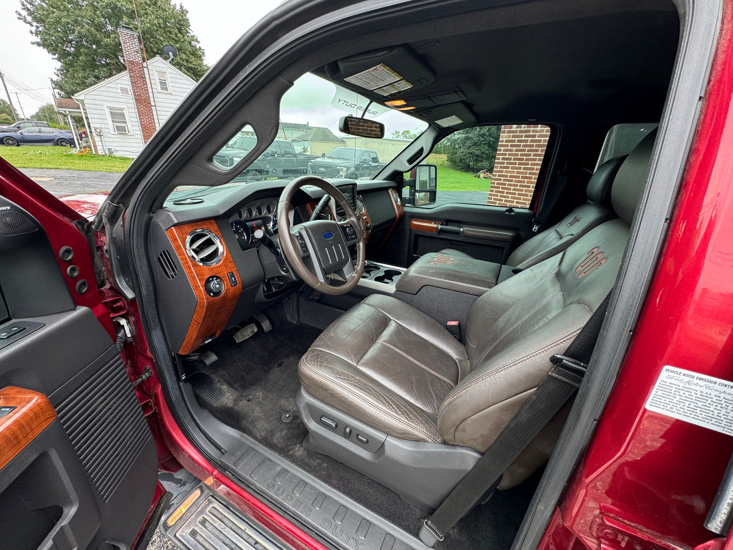 2015 F350 King Ranch 164k miles. Clean title #1075