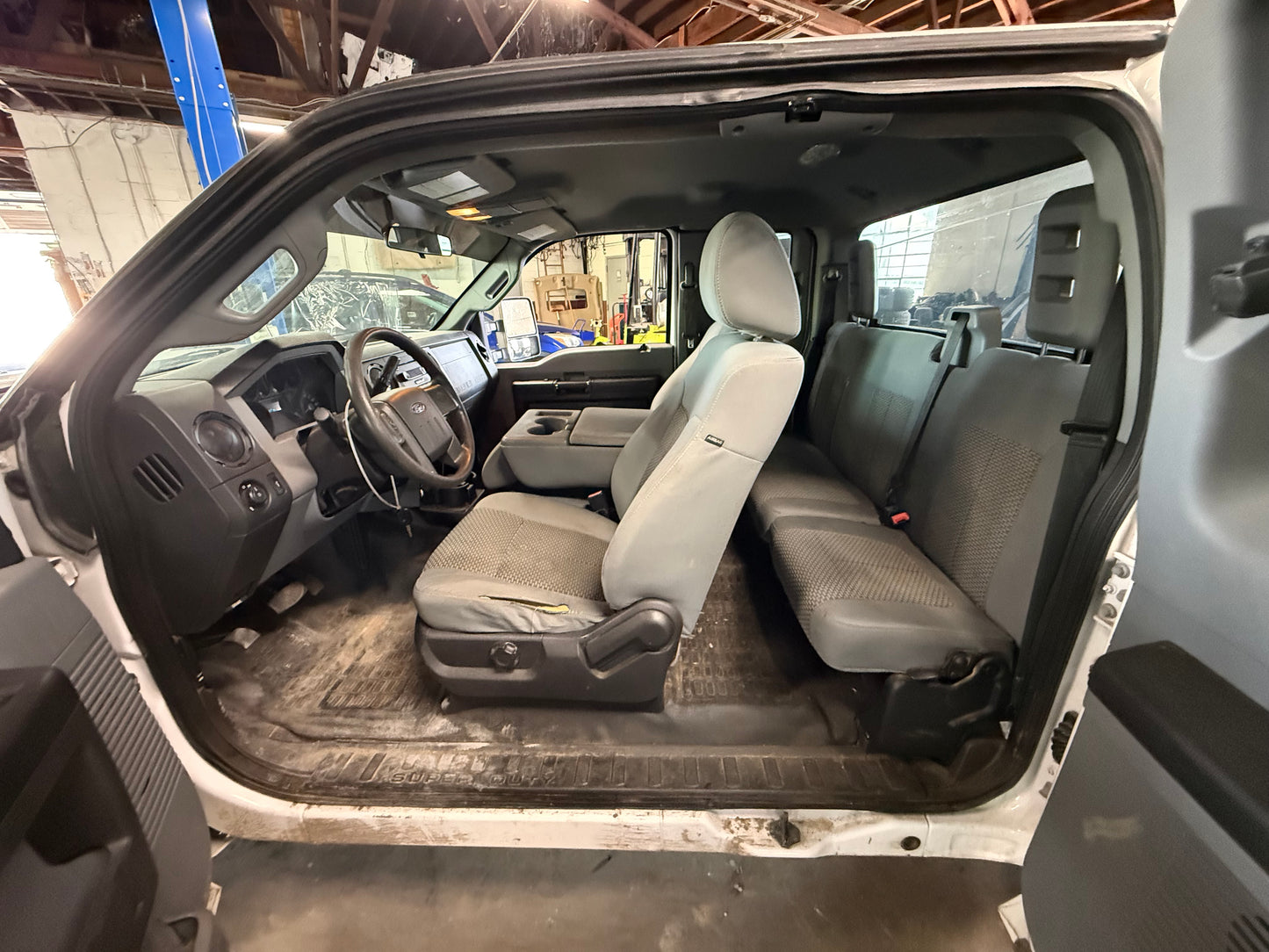 2014 Ford F250 Superduty 6.2 V8 168k miles #1113
