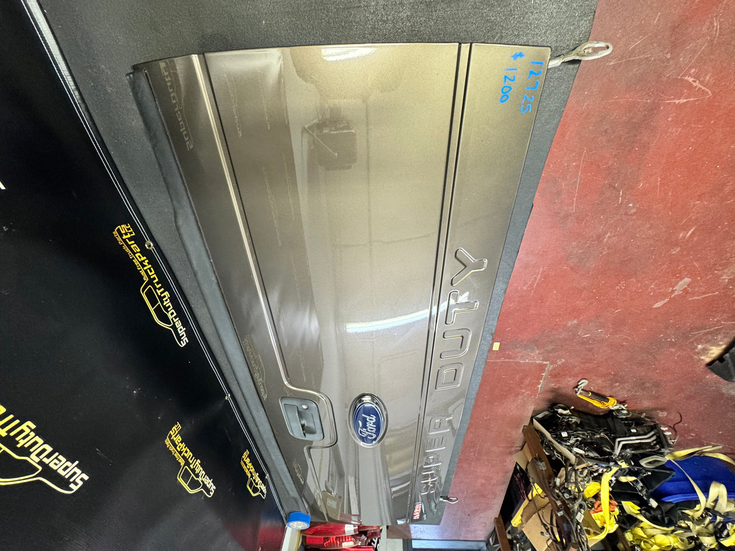 11-16 Superduty Tailgate no step no camera