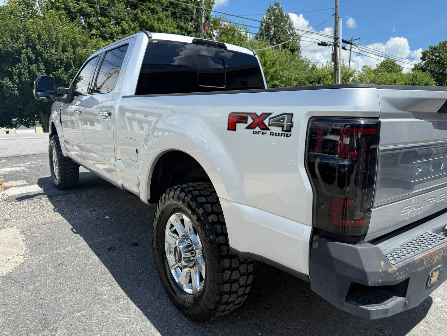 2019 Ford F350 Platinum 121k miles Clean title #1121