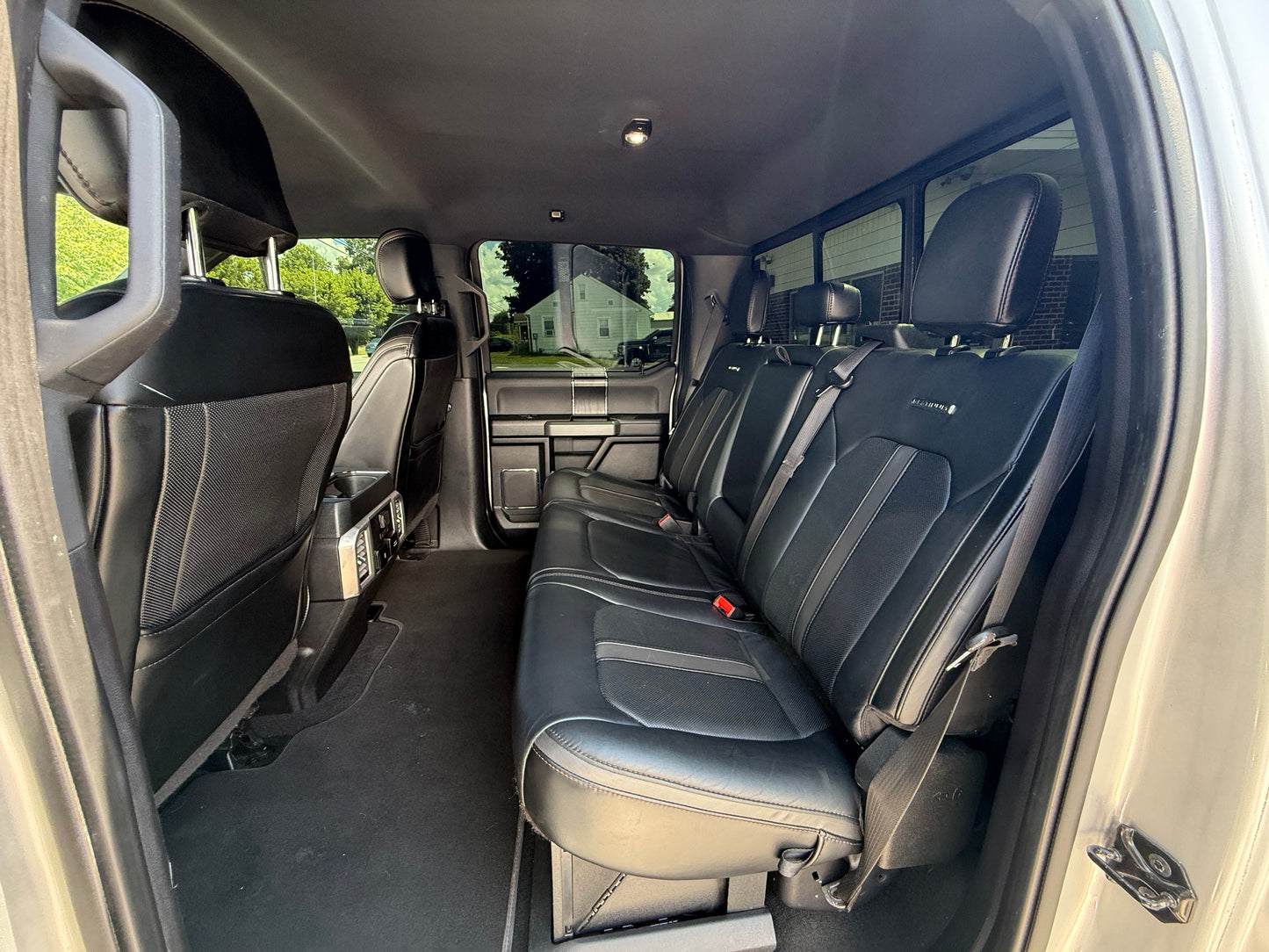 2019 Ford F350 Platinum 121k miles Clean title #1121
