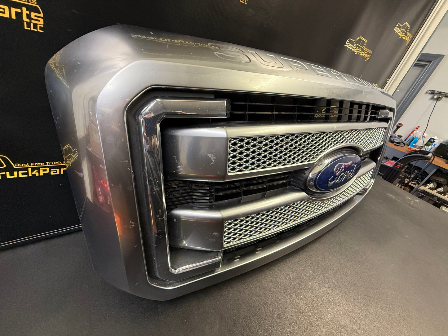 2013-2016 Ford Superduty Platinum Grille Assembly #1109