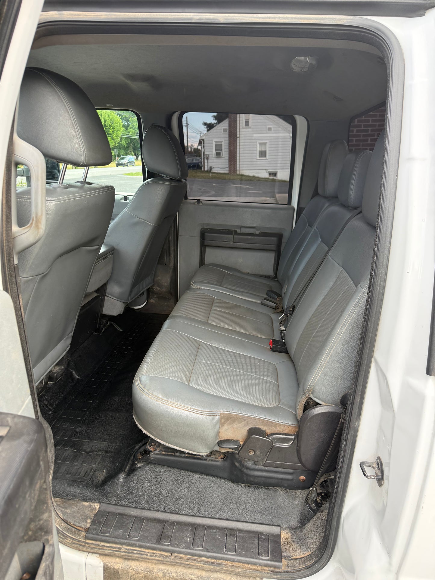 2015 Ford F250 XL 203k miles Clean Title #1115