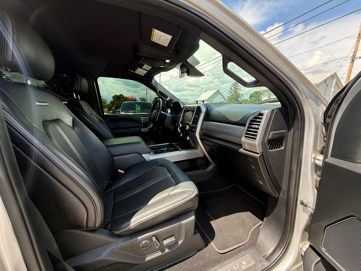 2019 Ford F350 Platinum 121k miles Clean title #1121