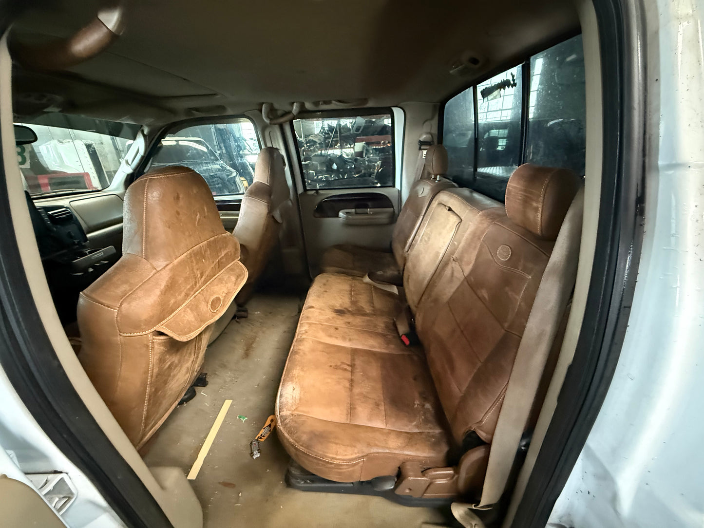 2005 F250 King Ranch 6.0 Powerstroke part out #1102