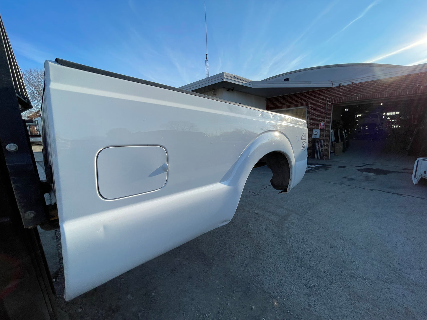 2011-2016 Superduty 8’ bed Oxford white Z1 #12614