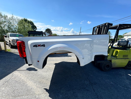 2025 Superduty DRW 8’ Bed Oxford white