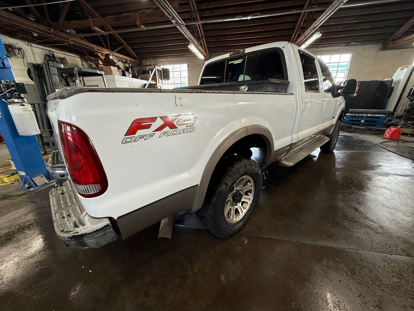 2005 F250 King Ranch 6.0 Powerstroke part out #1102