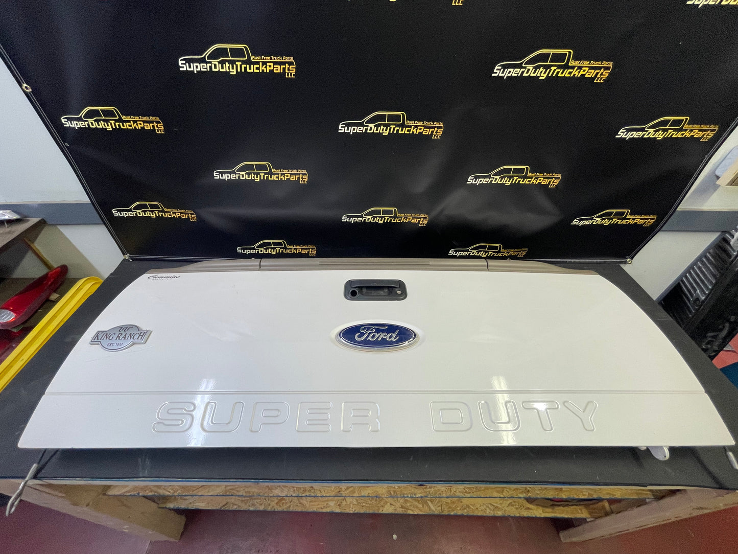 2011-2016 Superduty Tailgate Pearl White w/ Step