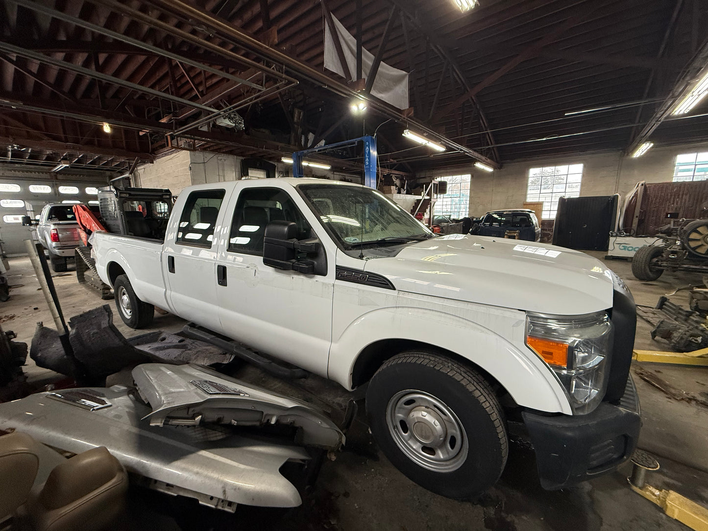 2011 F250 Superduty 6.2 V8 Part Out #2004
