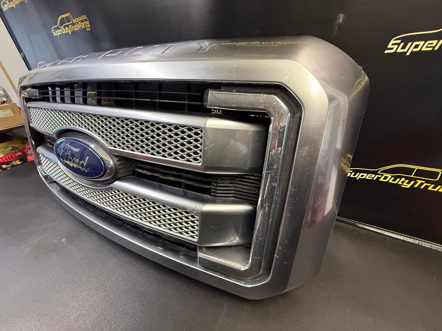 2013-2016 Ford Superduty Platinum Grille Assembly #1109