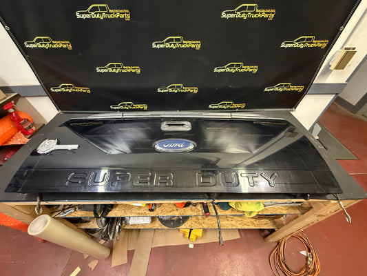 08-12 Superduty tailgate with step & camera #12705