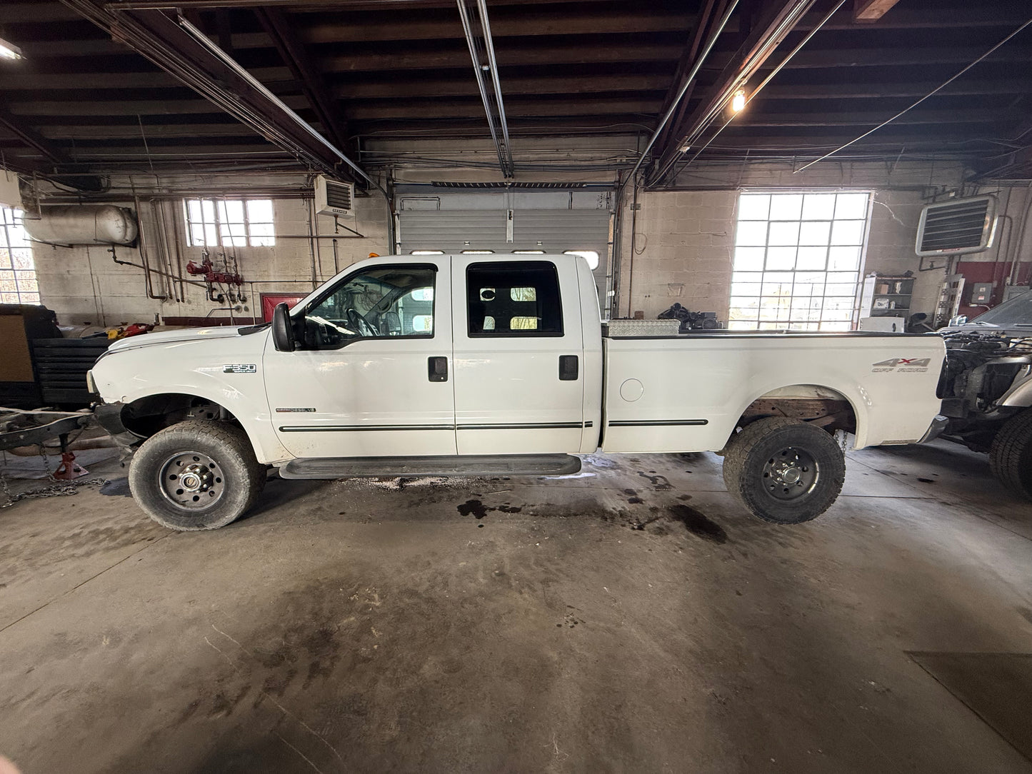 1999 Ford F350 7.3 Part Out #1105