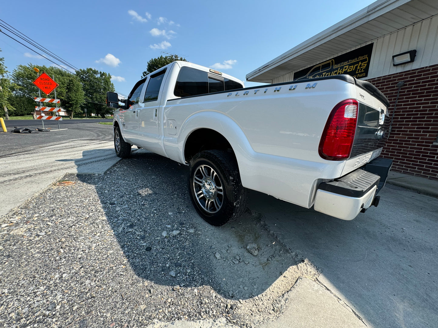 2013 F250 Platinum 6.7 powerstroke 142k miles- clean title